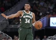 开云体育官方网站-包含里尔中锋表现出色，成为球队得分王的词条