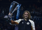 开云体育直播-包含欧洲网球队强势西班牙网球队，西西帕斯高光表现的词条