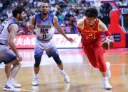 开云体育-澳大利亚男篮横扫日本男篮，米切尔制霸全场