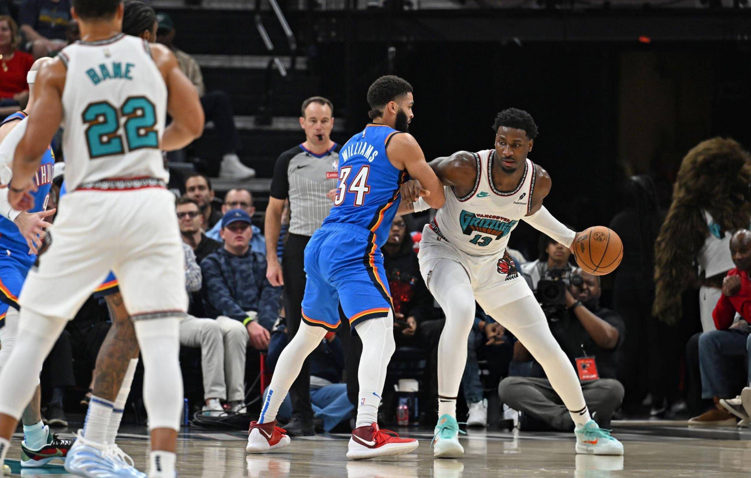 包含波兰男篮鏖战灰熊,卡鲁索送出助攻的词条 包含波兰男篮鏖战灰熊,卡鲁索送出助攻的词条