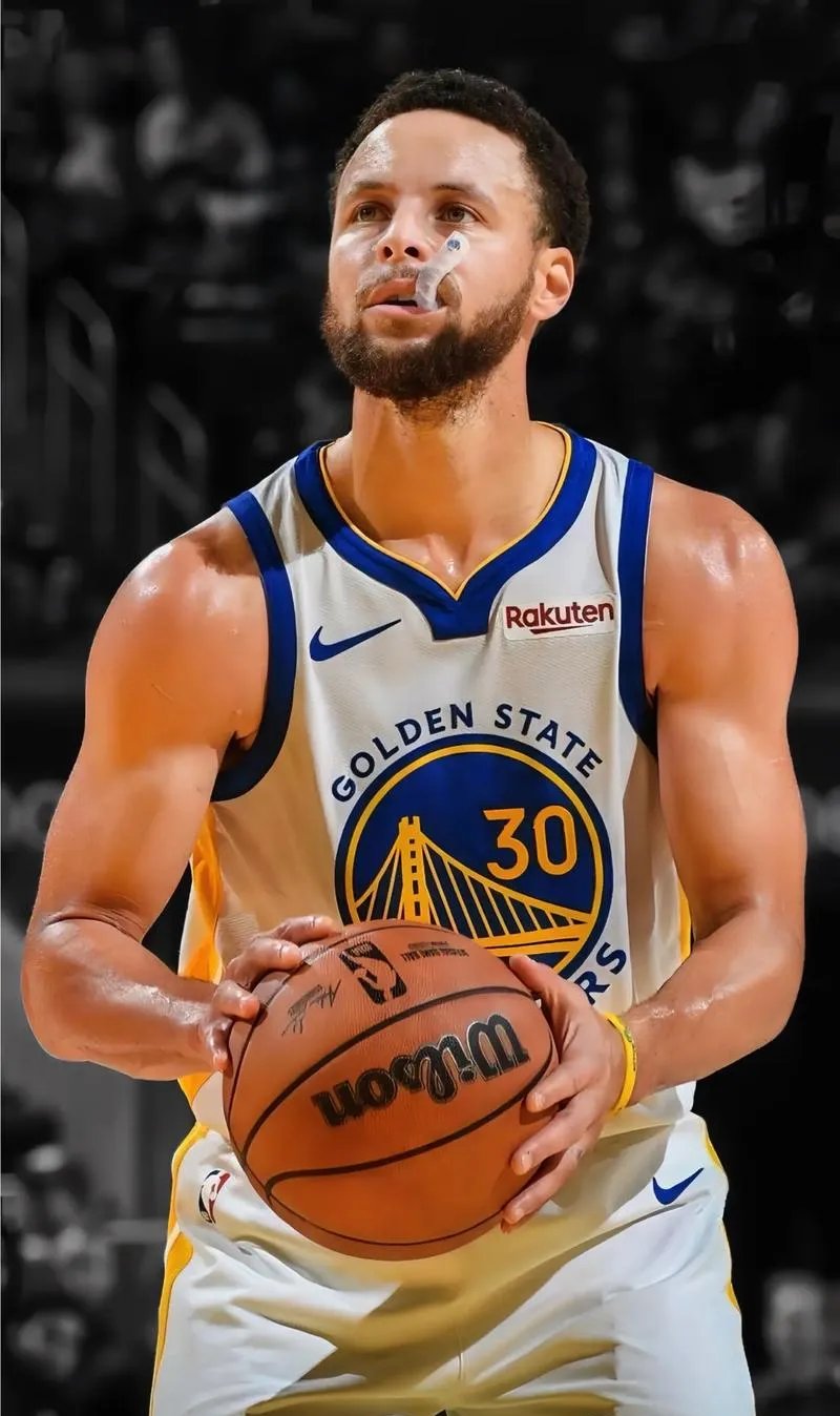 尼日利亚男篮碾压猛龙，库里高光表现的简单介绍