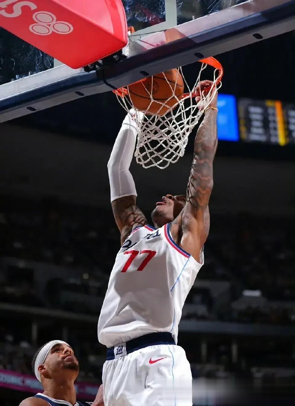 关于快船横扫墨西哥男篮，米切尔打破历史纪录的信息