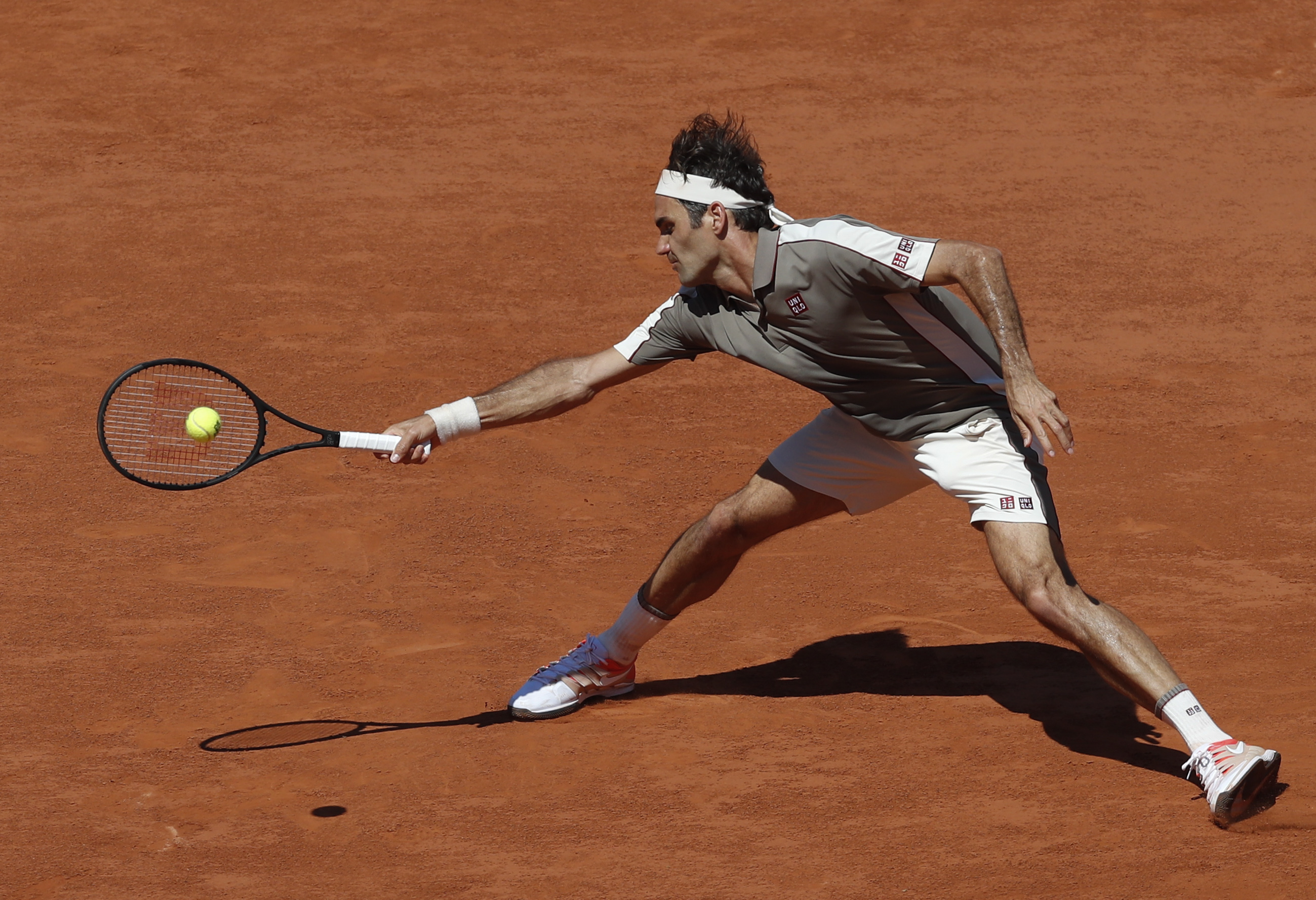 包含世界网球队绝杀英国网球队,费德勒关键制胜的词条 包含世界网球队绝杀英国网球队,费德勒关键制胜的词条