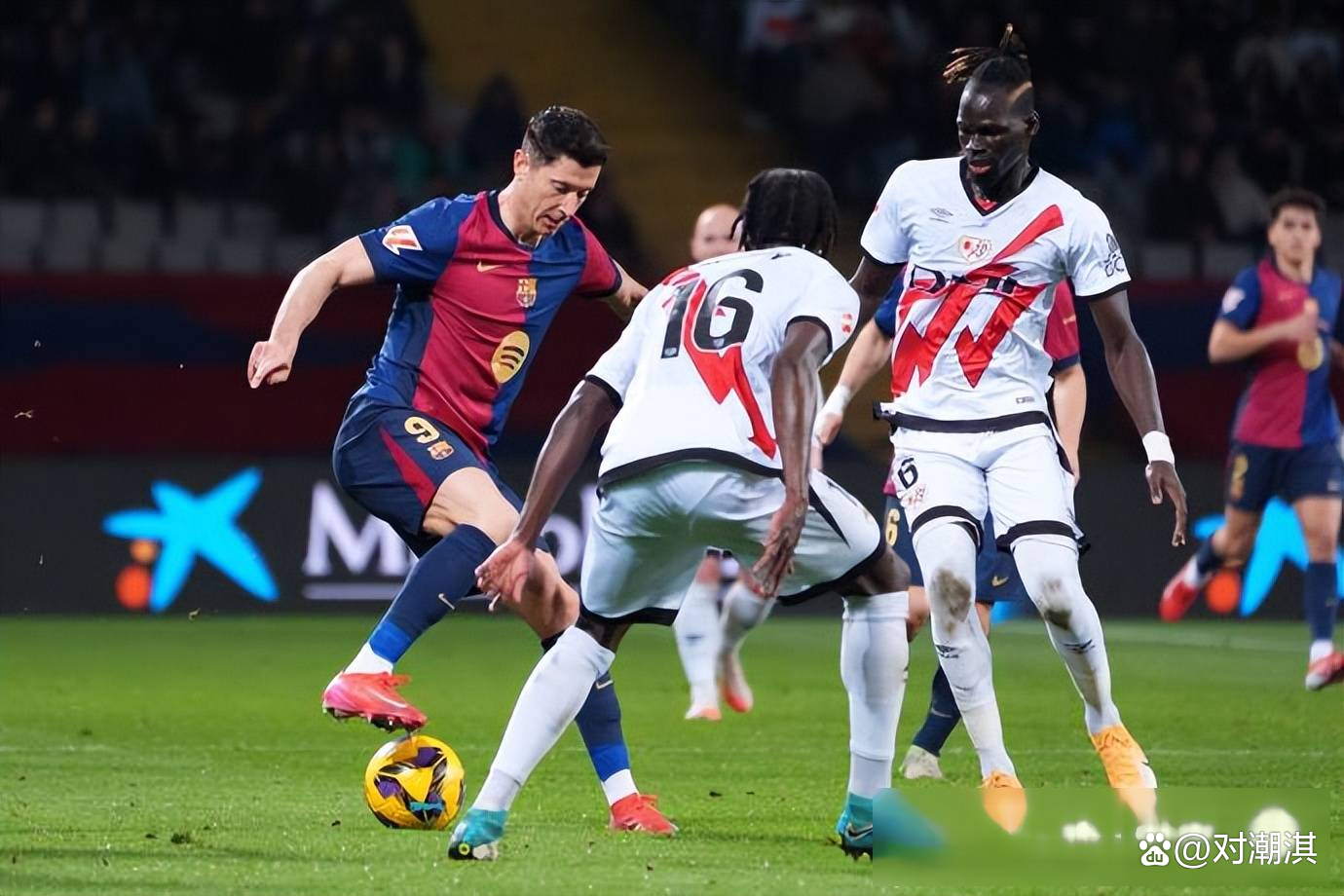 包含巴列卡诺客场击败对手,强势升至前列的词条 包含巴列卡诺客场击败对手,强势升至前列的词条