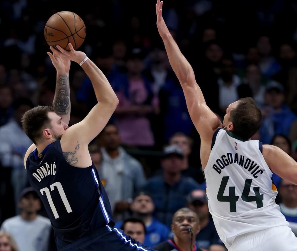 独行侠告负爵士,晴哥白白攻下三双的简单介绍 独行侠告负爵士,晴哥白白攻下三双的简单介绍