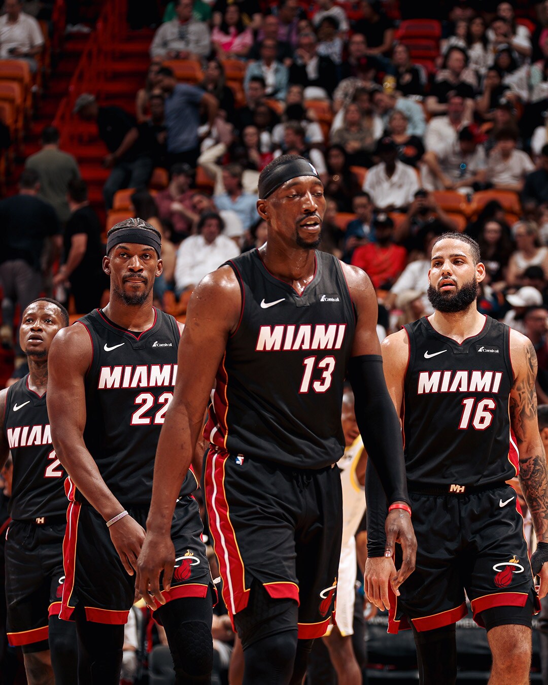 关于火箭全队合作,战胜犹他爵士队的信息 关于火箭全队合作,战胜犹他爵士队的信息