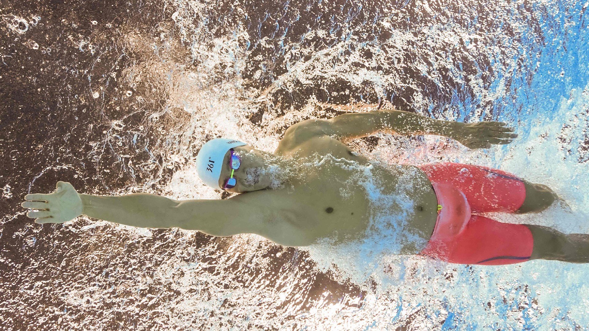 北欧风暴席卷东瀛，凤凰涅槃点燃赛场—丹麦队完胜日本队，陈雨菲闪耀羽坛之夜